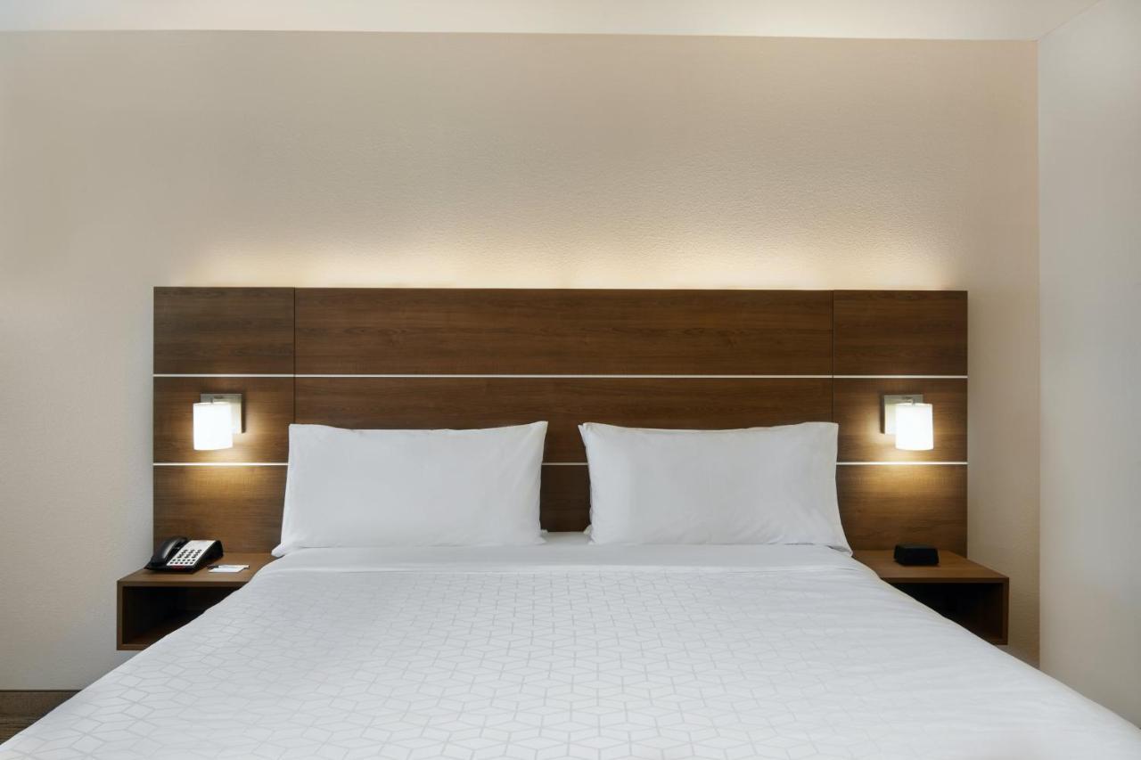 Holiday Inn Express Hotel & Suites Pensacola-West Navy Base By Ihg Beach Haven Экстерьер фото