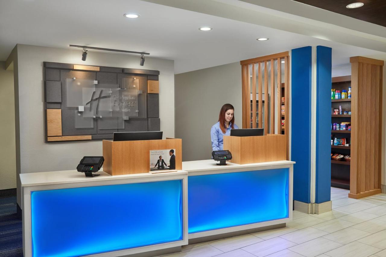 Holiday Inn Express Hotel & Suites Pensacola-West Navy Base By Ihg Beach Haven Экстерьер фото