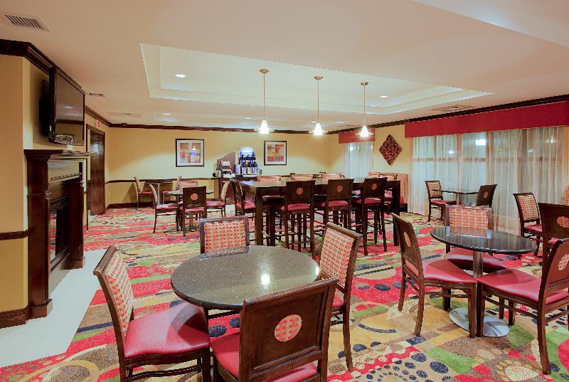 Holiday Inn Express Hotel & Suites Pensacola-West Navy Base By Ihg Beach Haven Экстерьер фото